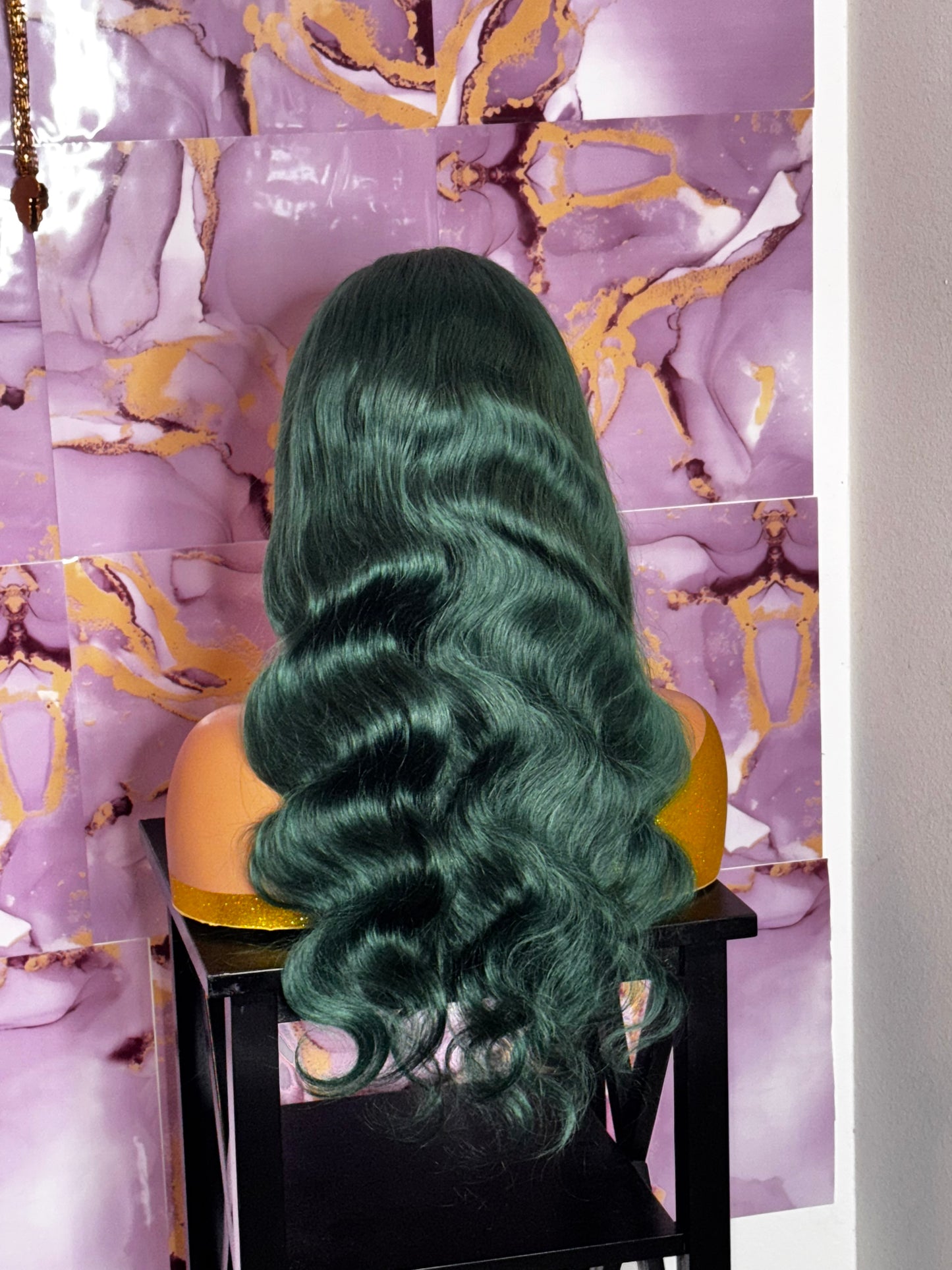 Green wig