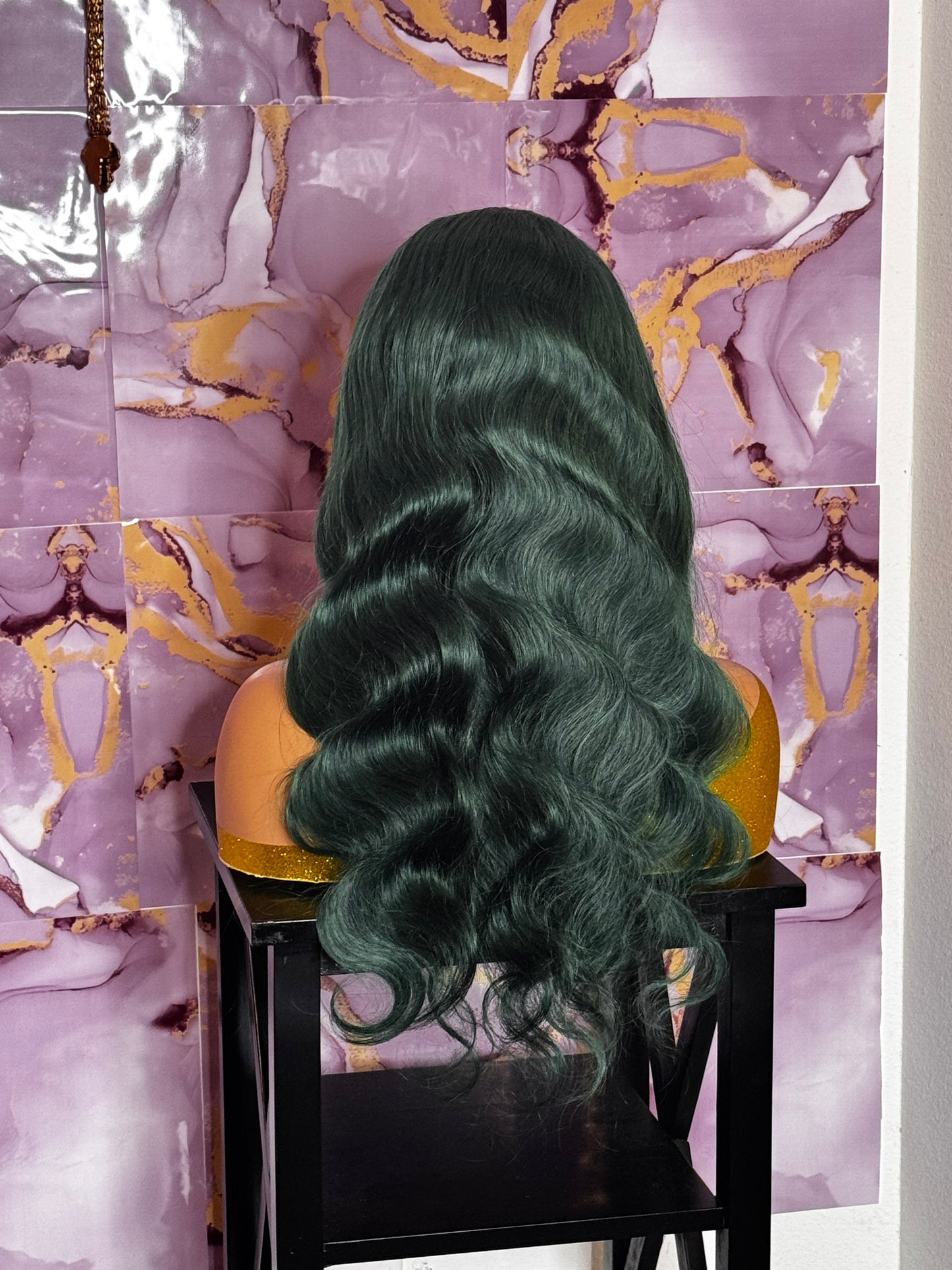 Green wig